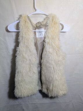 XS Fur Vest W Adjustable Hooks N Strings